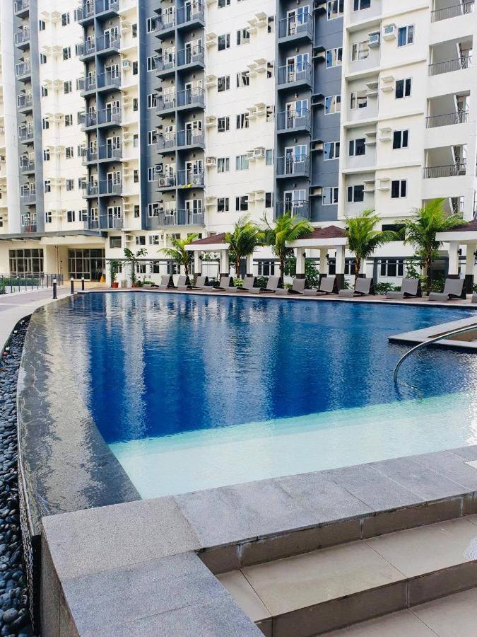 2 Bedroom Condo Vine Residences Quezon City With Pool Wifi Karaoke Board Games Netflix Εξωτερικό φωτογραφία